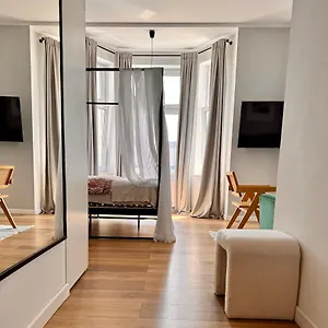 https://all-for-sophie-apartments-piekne-wnetrza-na-dolnym.gdanskhotel.org